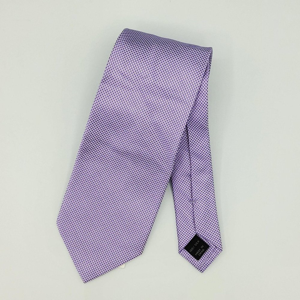 Jo's A Bank 100% silk tie